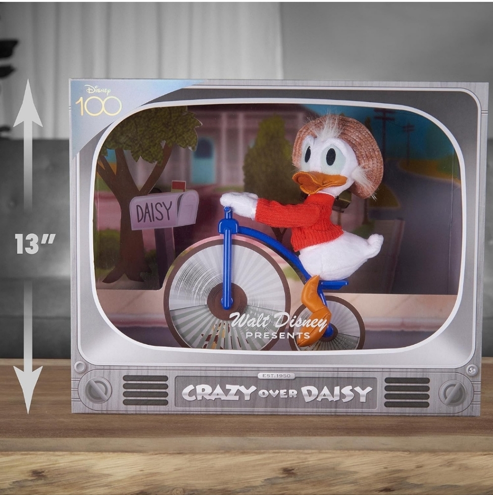 NIB Disney100 “Crazy Over Daisy” Donald Duck Plushie - Picture 4 of 5